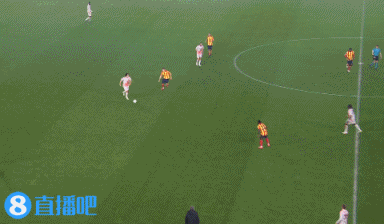 多夫比克上赛季至今共计打进40球,其中联赛35球10助攻